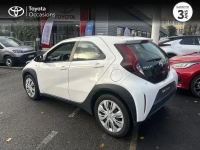 TOYOTA Aygo X 1.0 VVT-i 72ch Dynamic S-CVT occasion 2022 - Photo 2