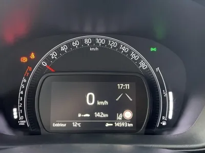 TOYOTA Aygo X 1.0 VVT-i 72ch Dynamic occasion 2022 - Photo 2