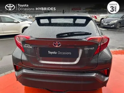 TOYOTA C-HR 122h Design 2WD E-CVT RC18 occasion 2019 - Photo 4