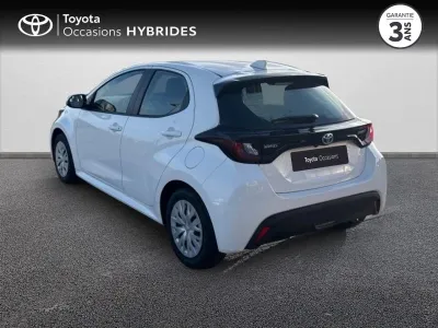 TOYOTA Yaris 116h Dynamic 5p MY22 occasion 2023 - Photo 2
