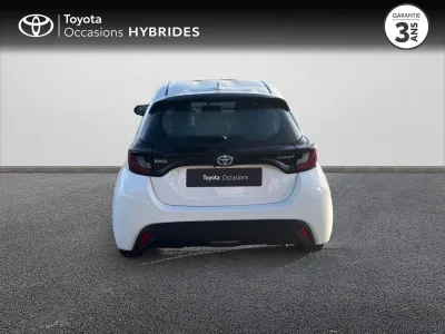 TOYOTA Yaris 116h Dynamic 5p MY22 occasion 2023 - Photo 4