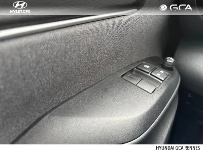 TOYOTA Yaris 116h Dynamic 5p MY22 occasion 2023 - Photo 4