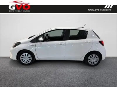 TOYOTA Yaris HSD 100h Business 5p occasion 2015 - Photo 3