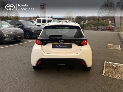 TOYOTA Yaris 116h Dynamic 5p MY22 occasion 2023 - Photo 4