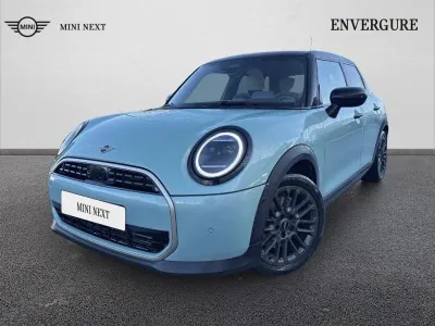 MINI Cooper 5 Portes C 156ch Favoured DKG7 occasion 2025 - Photo 1