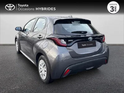 TOYOTA Yaris 116h Dynamic 5p MY22 occasion 2022 - Photo 2
