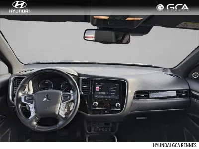 MITSUBISHI Outlander PHEV Twin Motor Instyle 4WD Euro6d-T EVAP occasion 2020 - Photo 4