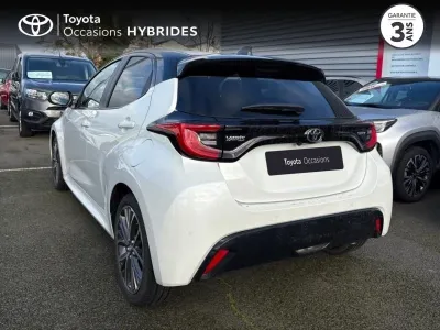 TOYOTA Yaris 116h Collection 5p MY22 occasion 2024 - Photo 2
