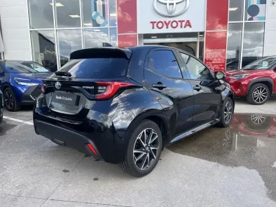 TOYOTA Yaris 116h Design 5p MY22 occasion 2023 - Photo 3