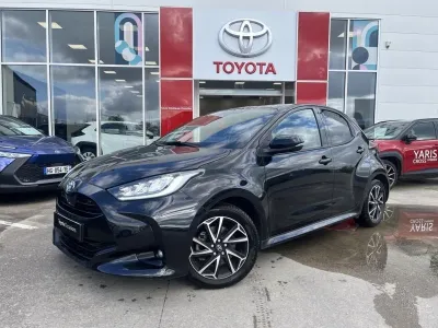 TOYOTA Yaris 116h Design 5p MY22 occasion 2023 - Photo 1