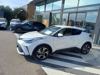 TOYOTA C-HR 1.8 Hybride 122ch Design E-CVT occasion 2023 - Photo 3
