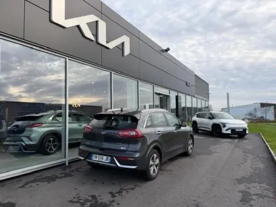 KIA Niro 1.6 GDi 105ch ISG + électrique 43.5ch Active DCT6 occasion 2019 - Photo 4