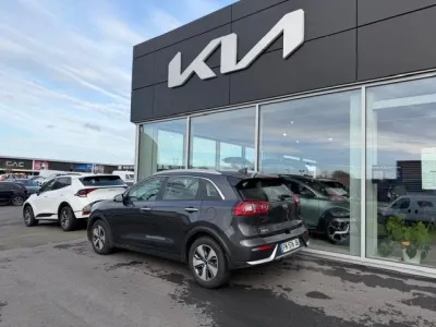 KIA Niro 1.6 GDi 105ch ISG + électrique 43.5ch Active DCT6 occasion 2019 - Photo 3