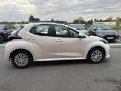 TOYOTA Yaris 116h Dynamic 5p MC23 RDS occasion 2023 - Photo 4