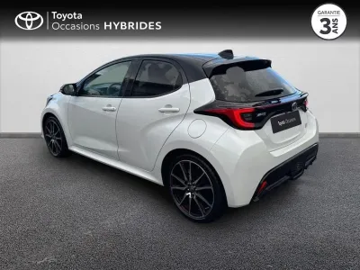 TOYOTA Yaris 116h GR Sport 5p MY22 occasion 2023 - Photo 2