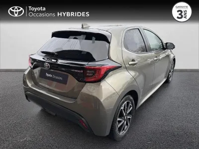 TOYOTA Yaris 116h Design 5p MY22 occasion 2021 - Photo 2