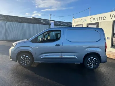 TOYOTA PROACE CITY Medium 130 D-4D Dynamic BVA MC23 occasion 2025 - Photo 2