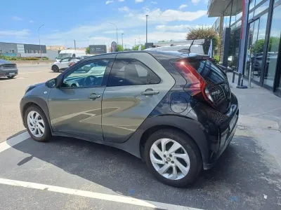 TOYOTA Aygo X 1.0 VVT-i 72ch Design S-CVT occasion 2022 - Photo 4