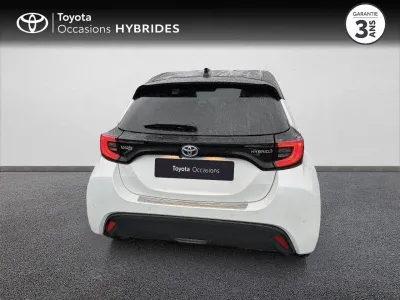 TOYOTA Yaris 116h Design 5p MY22 occasion 2023 - Photo 4