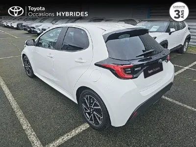 TOYOTA Yaris 116h Design 5p MY21 occasion 2022 - Photo 2