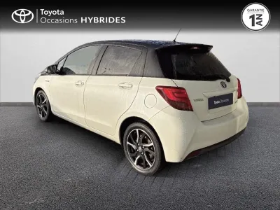 TOYOTA Yaris HSD 100h Collection 5p occasion 2016 - Photo 2