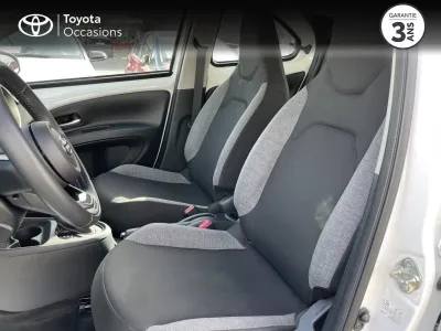 TOYOTA Aygo X 1.0 VVT-i 72ch Dynamic occasion 2022 - Photo 3