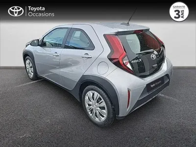 TOYOTA Aygo X 1.0 VVT-i 72ch Dynamic S-CVT occasion 2023 - Photo 2