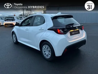 TOYOTA Yaris 116h Dynamic 5p MY22 occasion 2023 - Photo 2