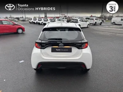 TOYOTA Yaris 116h Dynamic 5p MY22 occasion 2023 - Photo 4