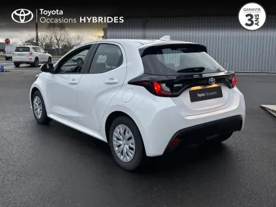 TOYOTA Yaris 116h Dynamic 5p MY22 occasion 2023 - Photo 2