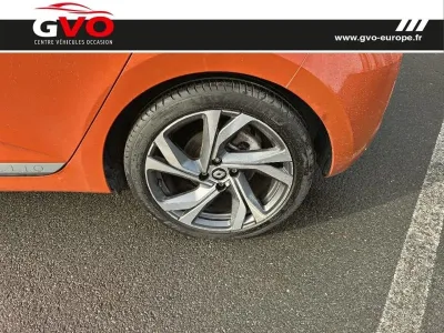 RENAULT Clio 1.6 E-Tech hybride 145ch RS Line occasion 2022 - Photo 4