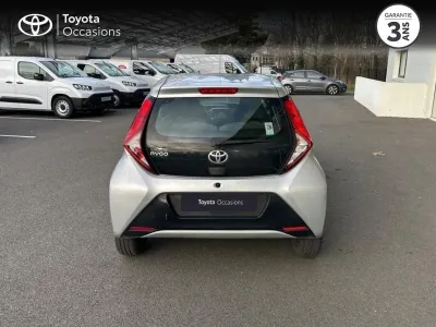 TOYOTA Aygo 1.0 VVT-i 72ch x-play x-app 5p MC18 occasion 2020 - Photo 4