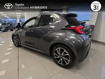 TOYOTA Yaris 116h Design 5p MY22 occasion 2023 - Photo 2