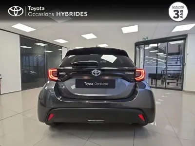 TOYOTA Yaris 116h Design 5p MY22 occasion 2023 - Photo 4