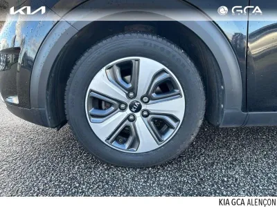 KIA Niro 1.6 GDi 105ch ISG + électrique 43.5ch Design DCT6 occasion 2019 - Photo 4