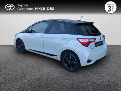 TOYOTA Yaris 100h Collection 5p occasion 2017 - Photo 2