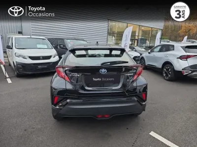 TOYOTA C-HR 1.8 Hybride 122ch Dynamic E-CVT occasion 2022 - Photo 4