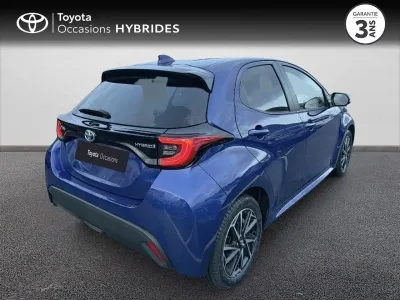 TOYOTA Yaris 116h Design 5p MY22 occasion 2022 - Photo 2