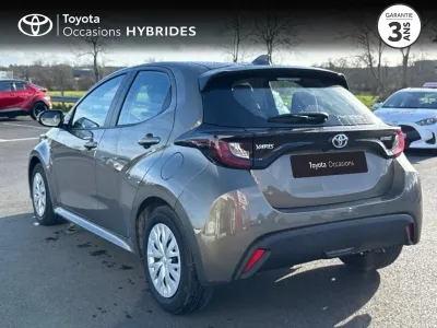 TOYOTA Yaris 116h Dynamic 5p MY22 occasion 2022 - Photo 2