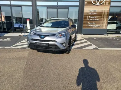 TOYOTA RAV4 197 Hybride Black Edition AWD CVT occasion 2018 - Photo 1