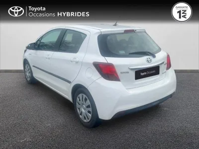 TOYOTA Yaris HSD 100h Dynamic 5p occasion 2016 - Photo 2