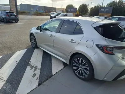 TOYOTA Corolla 122h Design MY20 occasion 2020 - Photo 4
