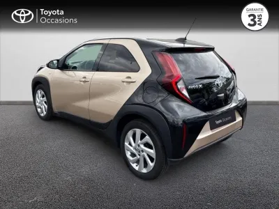 TOYOTA Aygo X 1.0 VVT-i 72ch Design occasion 2022 - Photo 2