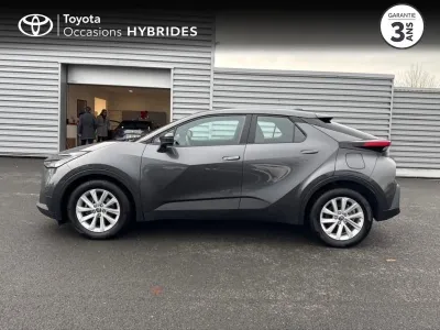 TOYOTA C-HR 1.8 Hybride 140ch Dynamic NG23 occasion 2024 - Photo 3