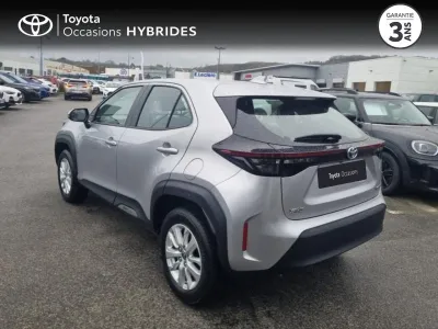TOYOTA Yaris Cross 116h Dynamic Business + Programme Beyond Zero Academy MY22 occasion 2023 - Photo 2