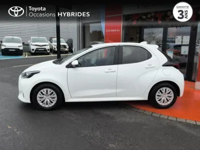 TOYOTA Yaris 116h Dynamic 5p MY22 occasion 2023 - Photo 3