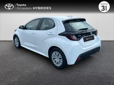 TOYOTA Yaris 116h Dynamic 5p MY22 occasion 2023 - Photo 2