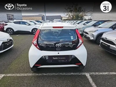 TOYOTA Aygo 1.0 VVT-i 72ch x-play 5p MY20 occasion 2020 - Photo 4