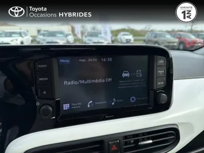 HYUNDAI i10 1.0 67ch ECO Intuitive BVR occasion 2022 - Photo 4