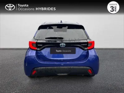 TOYOTA Yaris 116h Design 5p MY22 occasion 2023 - Photo 4